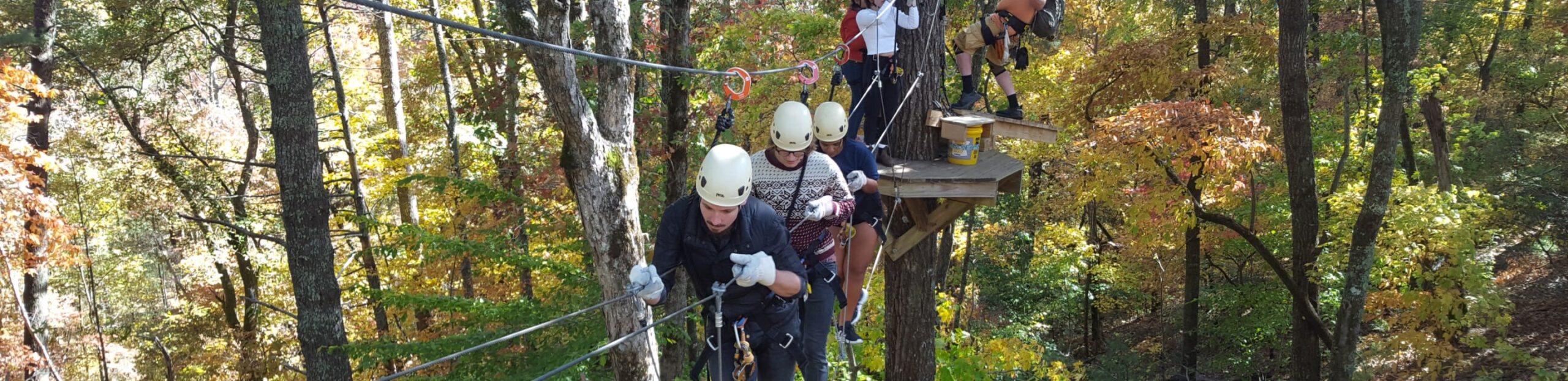 outdoor team building challenges